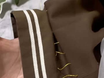 縫い目が消える？　制服の丈を直す方法に「魔法みたい」「すごい」