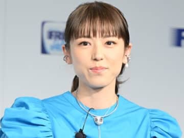若槻千夏、41歳のバースデーケーキで本名公開　かわいい近影に「30歳ぐらいにしか見えん！」