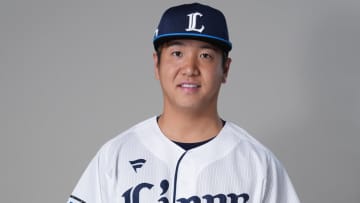 「アピールが止まらない」西武・平沼翔太がフェンスに激突の好守　直後に死球→神走塁のハッスルプレー