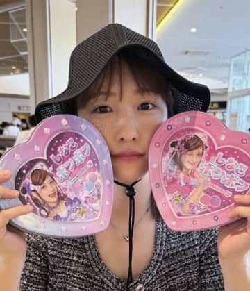 「激カワすぎてやばい」川栄李奈さん、大人気インフルエンサーの限定品ゲットを報告　本人から驚きのコメントも