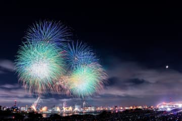 都内で一番早い大規模花火大会！「第47回足立の花火」が5月31日に開催