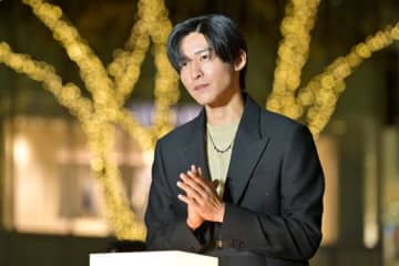 目黒蓮が10年以上憧れていた中村憲剛との2ショットに「いいね」7万超「めめにとってのレジェンド！」