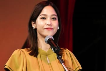「神のような存在…」サッカー少女だった人気女子アナが“憧れレジェンド”との対面に興奮！「自分の夢を託し叶えてもらった」