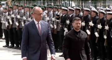 ゼレンスキー大統領、ドイツ首相と会談　防衛分野での新たな合意明かす