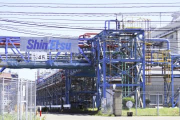 信越化学工業【4063】高値から下落続くも決算で株価反発　株主還元の積極化で底打ちなるか