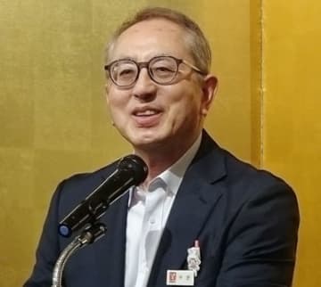 ヤマナカ 「30年までに1000億円」 組織若返りで反転成長へ