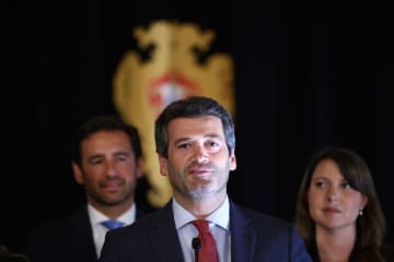 ポルトガルで極右が最大野党に　不安定な政局続く