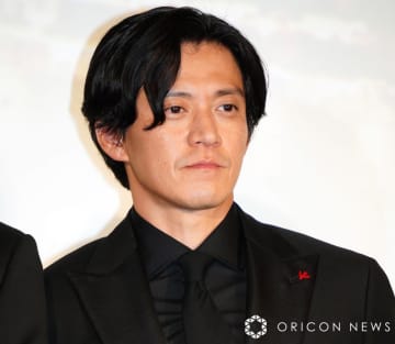 小栗旬、映画『フロントライン』ジャパンプレミアに登場「胸を張って皆さんにお届けできる作品になった」