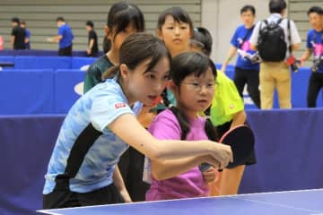 元卓球日本代表の石川佳純さんが岩手県で卓球教室を開催！