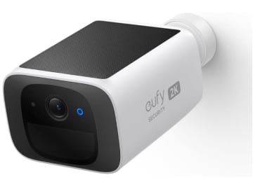 工事不要でかんたん取り付け、Ankerの屋外用カメラが安い！　AmazonスマイルSALE　ソーラーパネル一体型の「Eufy Solar Wall Light Cam S120」が1万1240円など