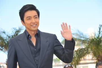 大沢たかお、山下智久とエレベーターで2ショット⇨「お仕事ですか？」とファン期待