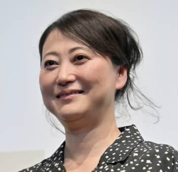 友近、中川家礼二・船越英一郎と乗った「ザ・ロイヤルエクスプレス」の車内を公開⇒「綺麗で豪華」「素敵」と反響