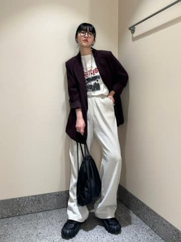 定番「白Tシャツ」はこう着ればおしゃれに見える♡周りと差がつく！初夏の洗練カジュアルコーデ