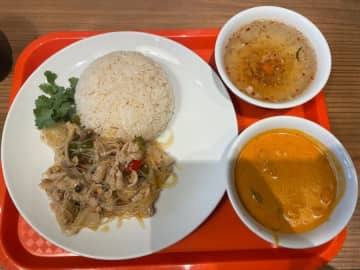 火・金限定の選べるおかずカオゲーンランチ＠タイ屋台ガッチキ【柏】