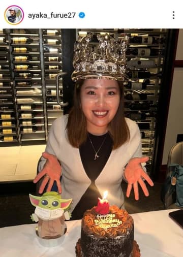 誕生日を迎えた古江彩佳 チームからの祝福に笑顔「25歳もまだまだいっぱい楽しんでいきます」
