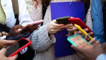 米アップルとグーグルのアプリストアに年齢確認義務付け、ユタに続きテキサス州でも法案成立