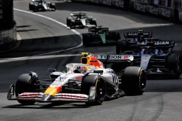 「予定通りタイヤマネージメントだ」序盤からスロー走行戦略で僚友をサポートしたローソン【F1第8戦無線レビュー（1）】