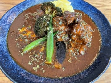 【札幌】スープカレーかルーカレーか選べる！玉ねぎの甘味を存分に楽しめるお店 ～アメイロカリィ～