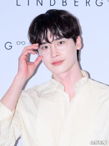 【PHOTO】イ・ジョンソク、アイウェアブランド「LINDBERG」のイベントに出席