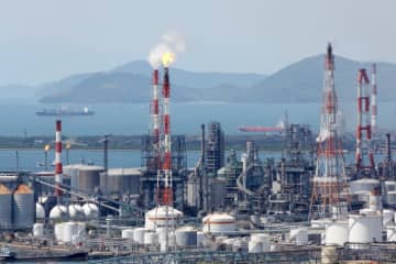 トランプ氏が日鉄のUSスチール買収を容認、今後はどうなる?