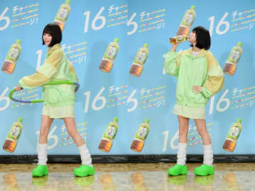 Ano、初めてのフラフープ「もっと簡単かと思っていたら、全然回らない‥」