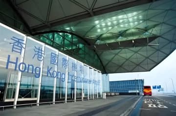 香港、10月1日から出境税200香港ドルに引き上げ