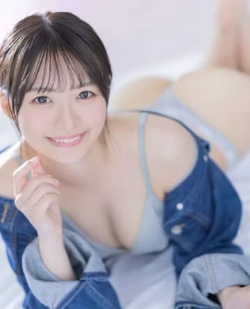 「くぅ〜表情もスタイルも最高すぎる」東條なつ、SNSで見せたセクシーショットにファンもん絶「ずっとみてられる」