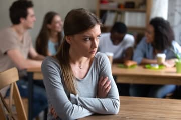 誰かの言葉に傷つきやすいあなたへ【暮れの酉 幸せに気づくエッセイ♯３】