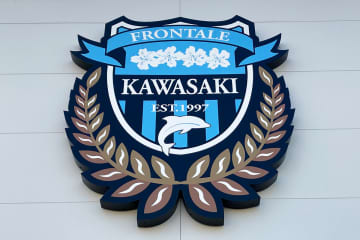 【J1川崎】MFパトリッキベロンがJ2今治に期限付き移籍すると発表