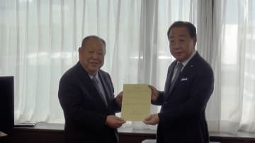 コメ価格高騰に野党トップら発言相次ぐ　立憲・野田代表「離農も心配しなければ」　国民・玉木代表は“エサ米”発言釈明