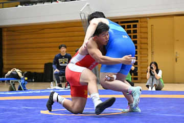 ＜レスリング＞【写真集】2025年東日本学生リーグ戦・二部リーグ／決勝（慶大－青山学院大）