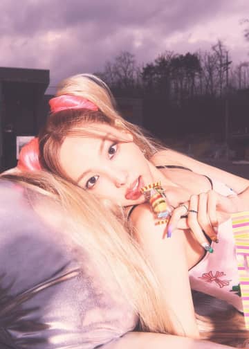 TWICE NAYEON、いきものがかり「気まぐれロマンティック」のカバー音源を配信リリース！ライヴ映像も期間限定で公開