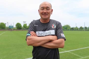 年末に鳴った1本の電話「監督をやってくれ」　社長→Jクラブ監督へ…元日本代表が歩む新キャリア
