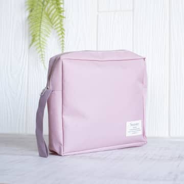 かわいい！【セリア】鞄に忍ばせたい「ピンク系ポーチ」