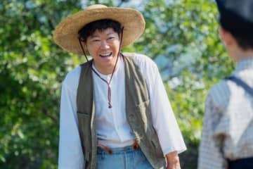 阿部サダヲ、“ヤムおんちゃん”は「何かを諦めてきて、愛情に飢えている」『あんぱん』コメント到着