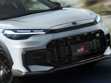 カローラクロスにGR SPORT登場　スポーティな走りと専用装備を追加