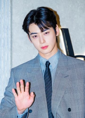 BTS・JUNG KOOKは戻ってくるが、ASTRO・チャウヌは…1997年生まれの親友による“兵役バトンタッチ”