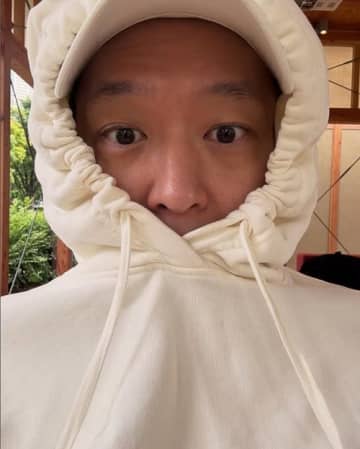 韓国での活動が難しい元東方神起・ユチョン、日本語のあいさつで近況…元気そうな姿にファンは安心【PHOTO】
