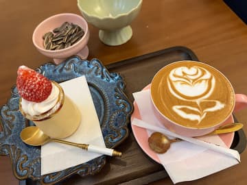 【中浦和】犬店内OK・まったりティータイム『HIMAWARI（ヒマワリ）』