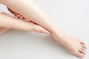 更年期に増える「体の重さ」の正体は？　むくみに役立つ、体内の水分を整える身近な食材とは
