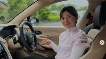 「凄いぃ〜超高級車」「ボンドガール」蛭田みな美、“3000万円超”SUVの豪華内装を披露