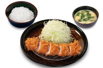 松のや、脂身が少なくしっとりしたヒレ肉を丸太のようにカットして味わう「丸太ヒレカツ」発売