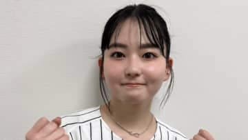 「ほぼノーバン！」山田杏奈、阪神ユニでガッツポーズ　キュートな始球式に反響続々
