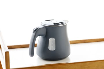 こんな使い方してない？電気ケトルに絶対入れてはいけないもの７選！