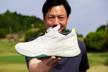 足首から足裏まで 極上の密着感はまさに“シームレス” エコー「BIOM H5 BOA」試し履きレポート