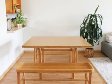 クルミをこするだけ？　家具の小傷が「目立たなくなった」「これは便利」