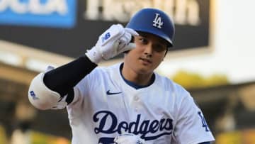 大谷翔平らの“デコルテポーズ”が公式トレカになって登場　先着1万人の来場者に無料配布