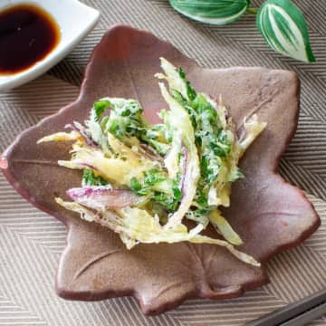 【余った薬味はこうすべし！】大葉とミョウガが主役級♡「カリッ＆じゅわ〜がたまらん！」絶品かき揚げ