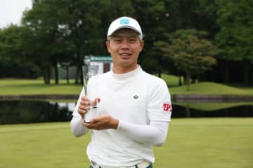 23歳・田中章太郎が下部ツアー初優勝　2位に7打差の完全V