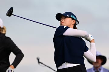渋野日向子　首位と２打差の好発進も「笑うしかないショット」「成長していないかな」